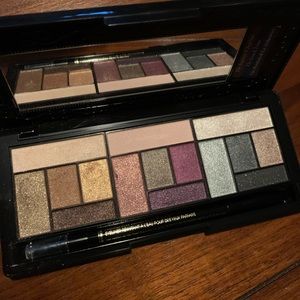 Too faced eye shadow pallet